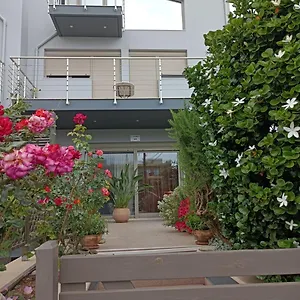 Rose Appartamento Candia