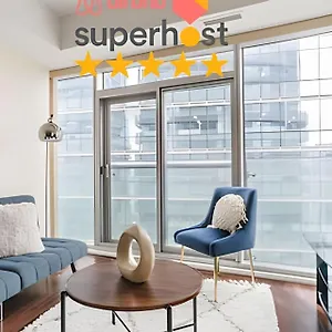 Waterfront 1 Bdr, 2bed, Cn Tower, Parking 4 Guests , Toronto Canada