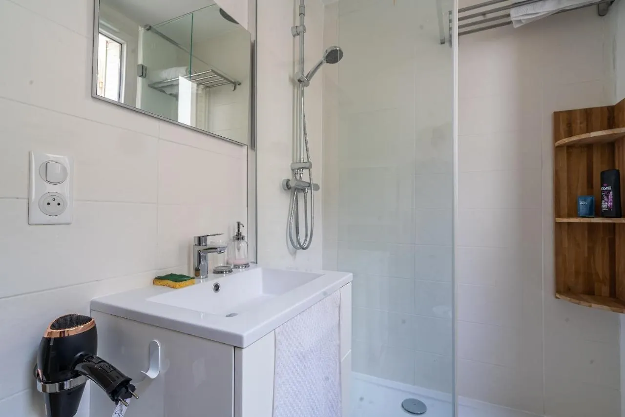 Logement Cosy Et Moderne Proche De Toute Commodite Apartment Paris
